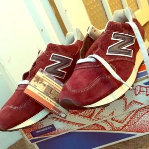 Cleaning the closet. This is an unworn item